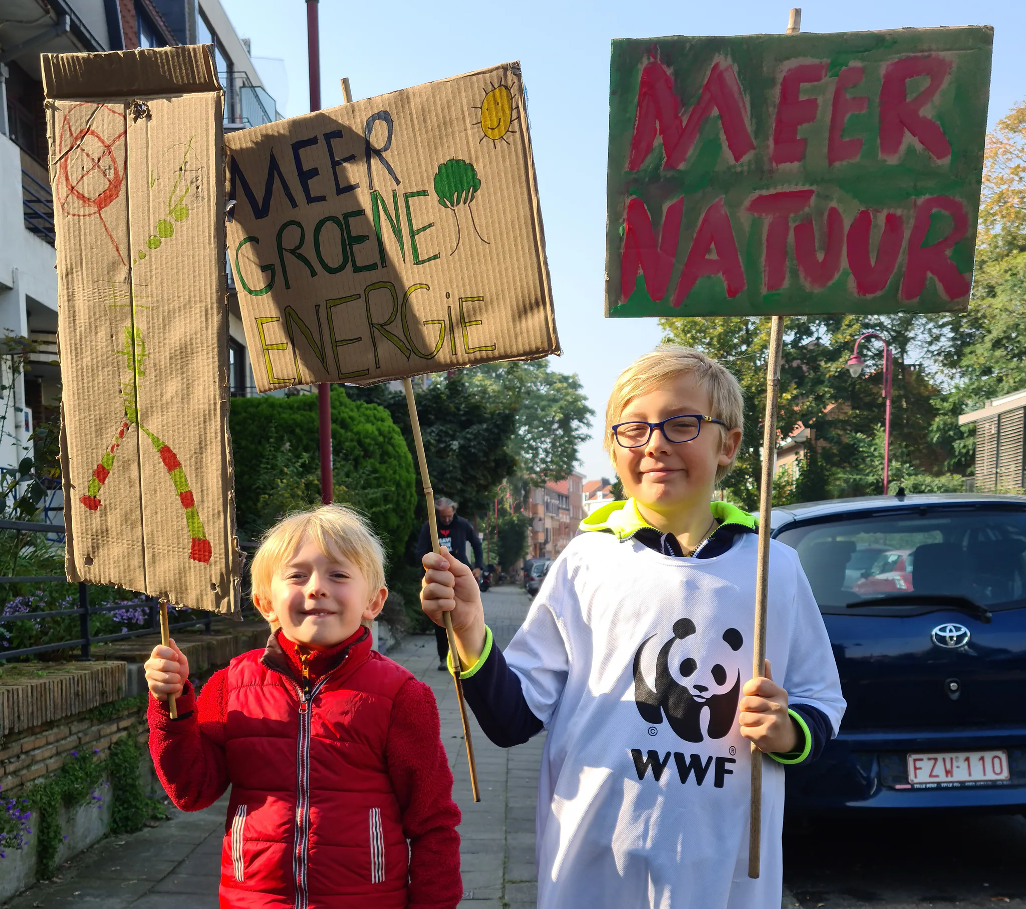 Niels and Thor doing their bit for the nature